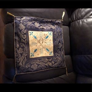 Pillow case new no tags. Color is blue/black as